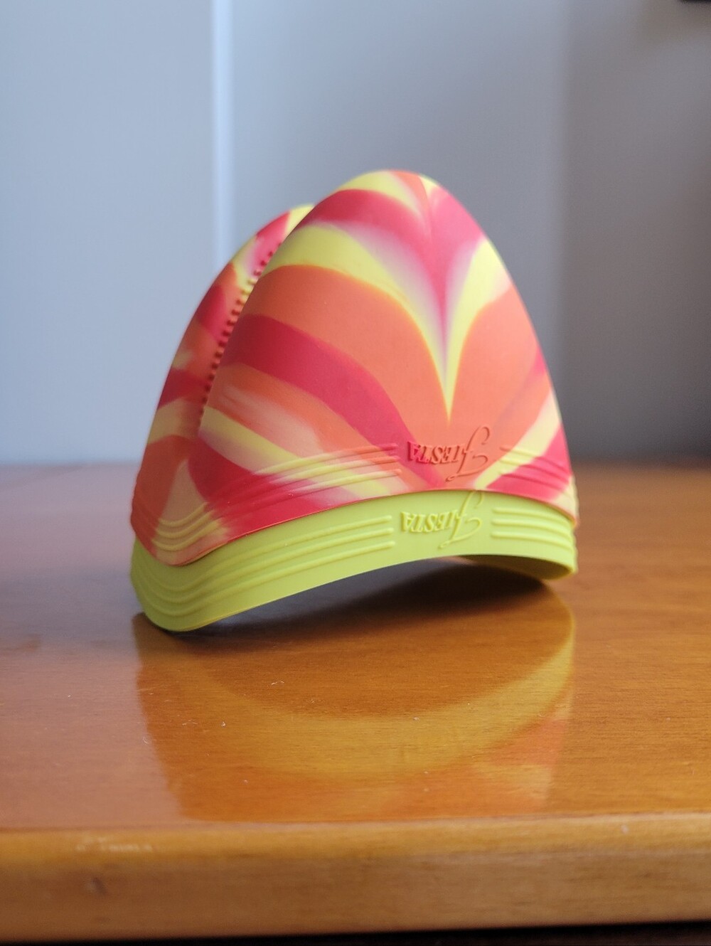Fiesta Silicone Pinch Mitts Set of 2 Tie Dye